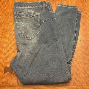 Torrid Skinny Distressed Denim (Short)